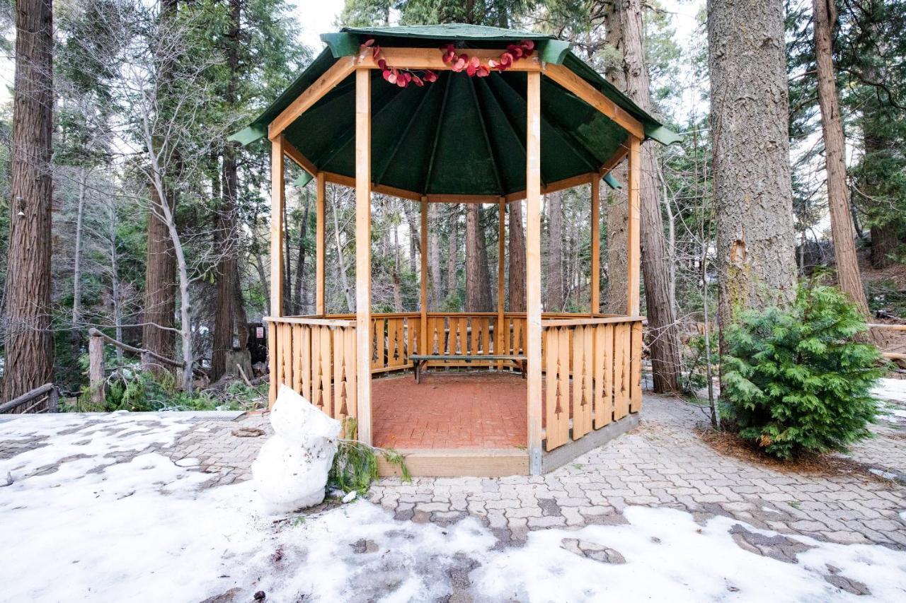 Arrowhead Tree Top Lodge ليك أروهيد المظهر الخارجي الصورة