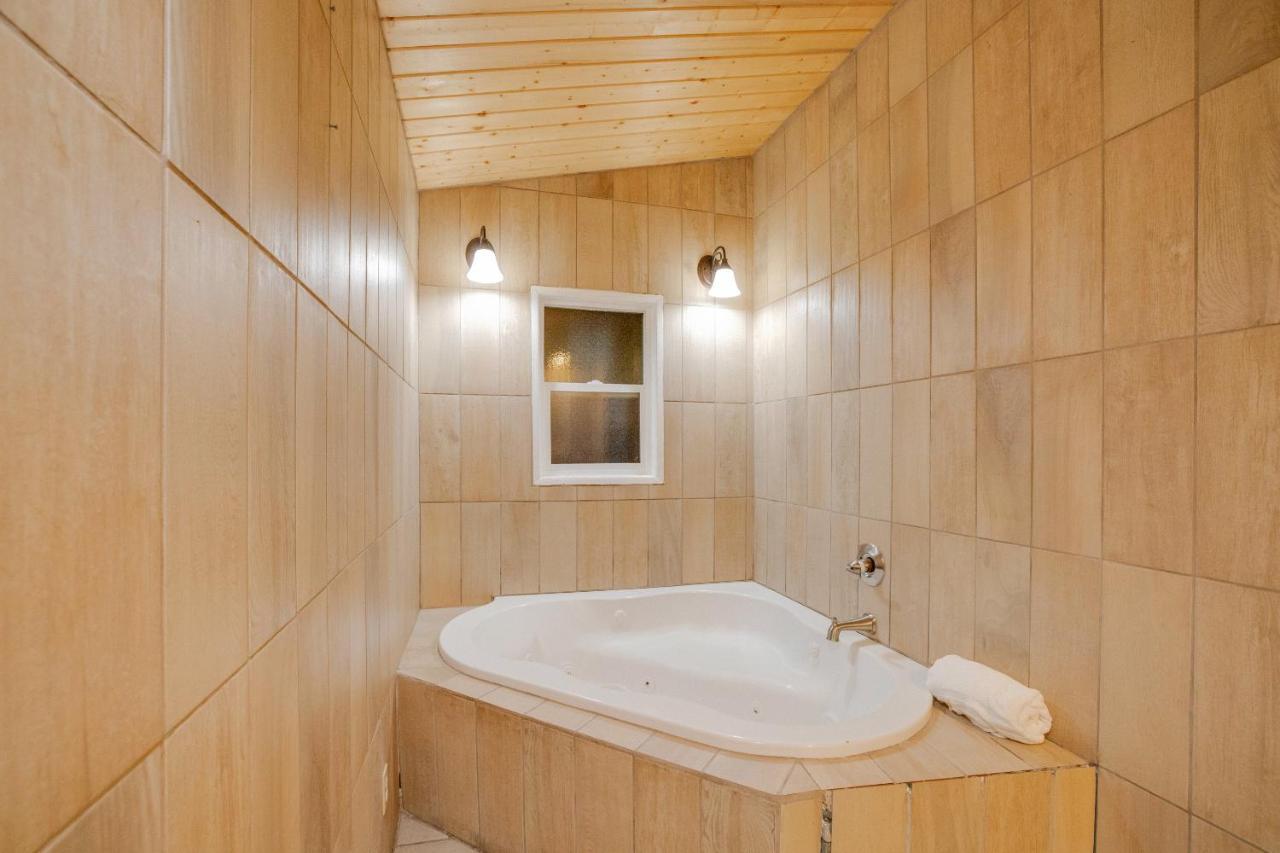 Arrowhead Tree Top Lodge ليك أروهيد المظهر الخارجي الصورة