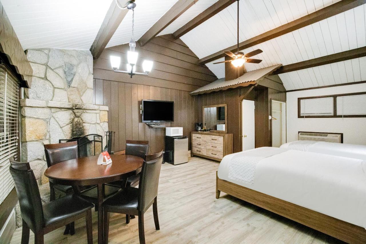 Arrowhead Tree Top Lodge ليك أروهيد المظهر الخارجي الصورة